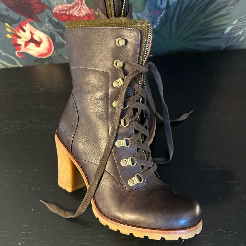 UGG  Brown Leather Olive Wool High Calf Boots 8.5 - Picture 3 of 8